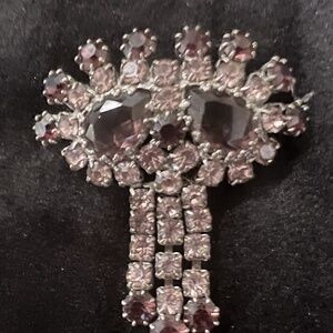 Vintage Amethyst/Light Amethyst Rhinestone Brooch